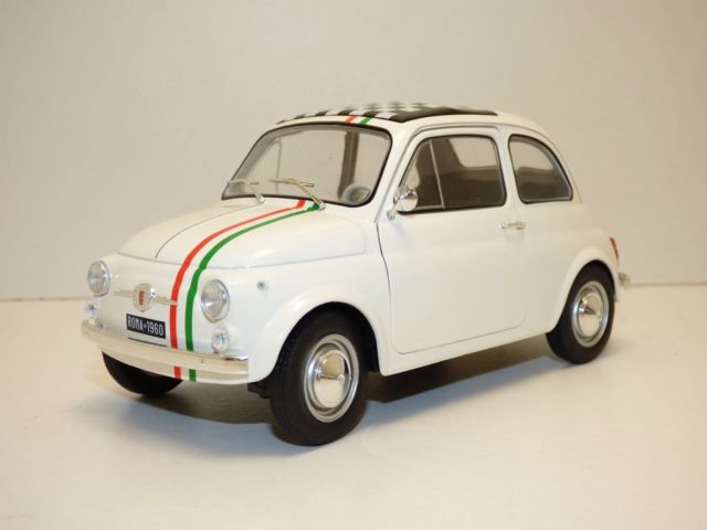 1/18 FIAT 500L ITALIA 1968