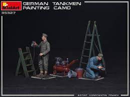 1/35 ,German Tankmen. Painting Camo