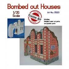 1/35 Bombed out Houses [Standard]