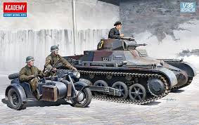 1/35 German Panzer I Ausf.B & Motorcycle