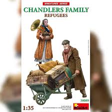 1/35 Refugees. Chandlers Family