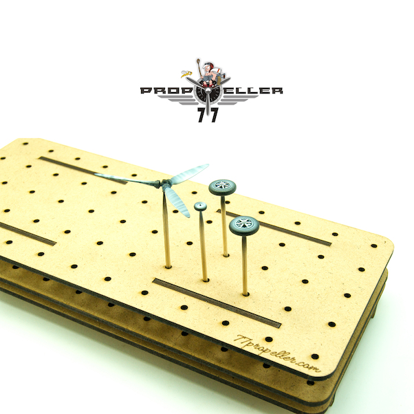 Stand organiser for small parts, capacity 60 slots (Propeller 77 prp307)